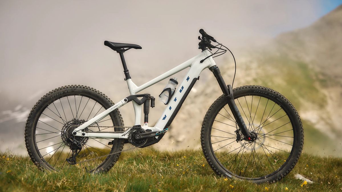 New Vitus E-Mythique LT e-MTB