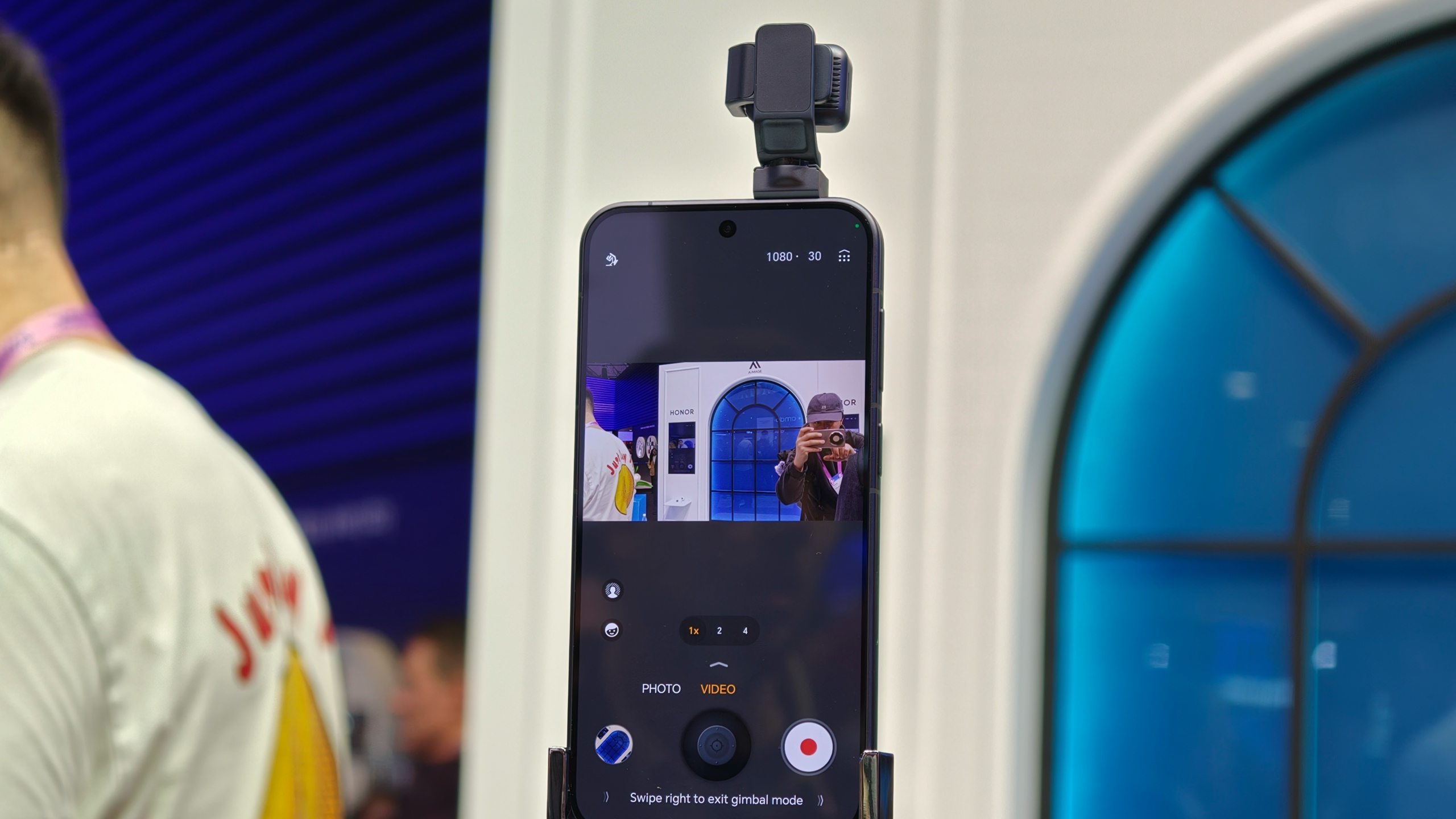 Honor Robot Phone demo