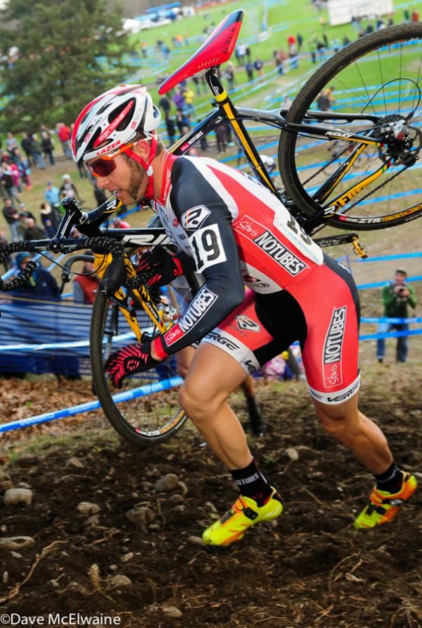 Jake Wells (NoTubes) at the top of the run-up