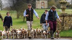HAH300.ht_school.stowe_beagles_tom_gurney_features_20pn_49262_384859011_668975192_ti_archive.jpg