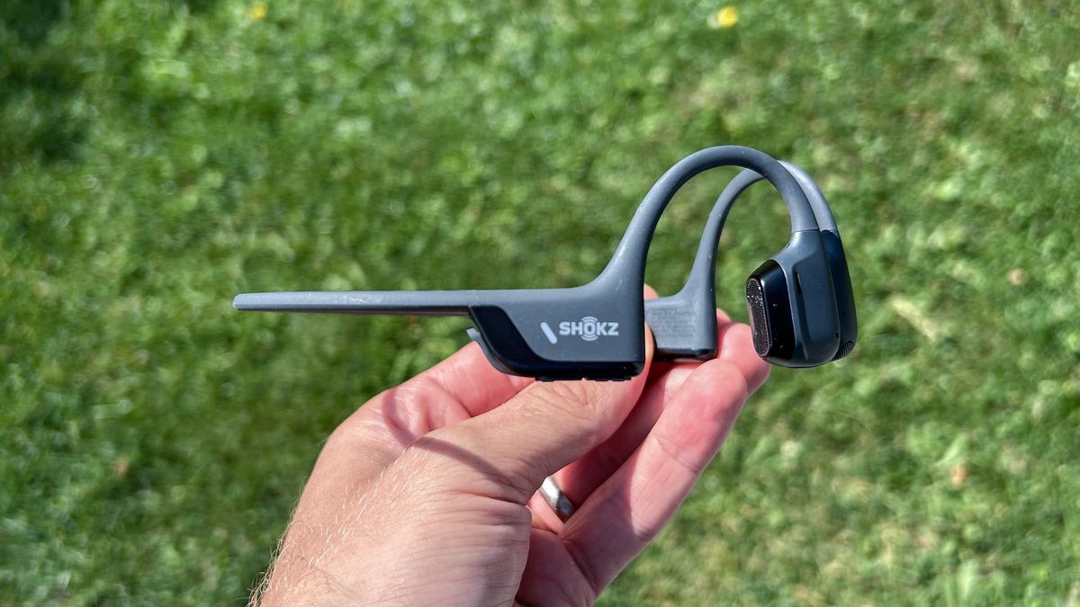 Samsung may take on Shokz and launch a set of Galaxy bone conduction headphones