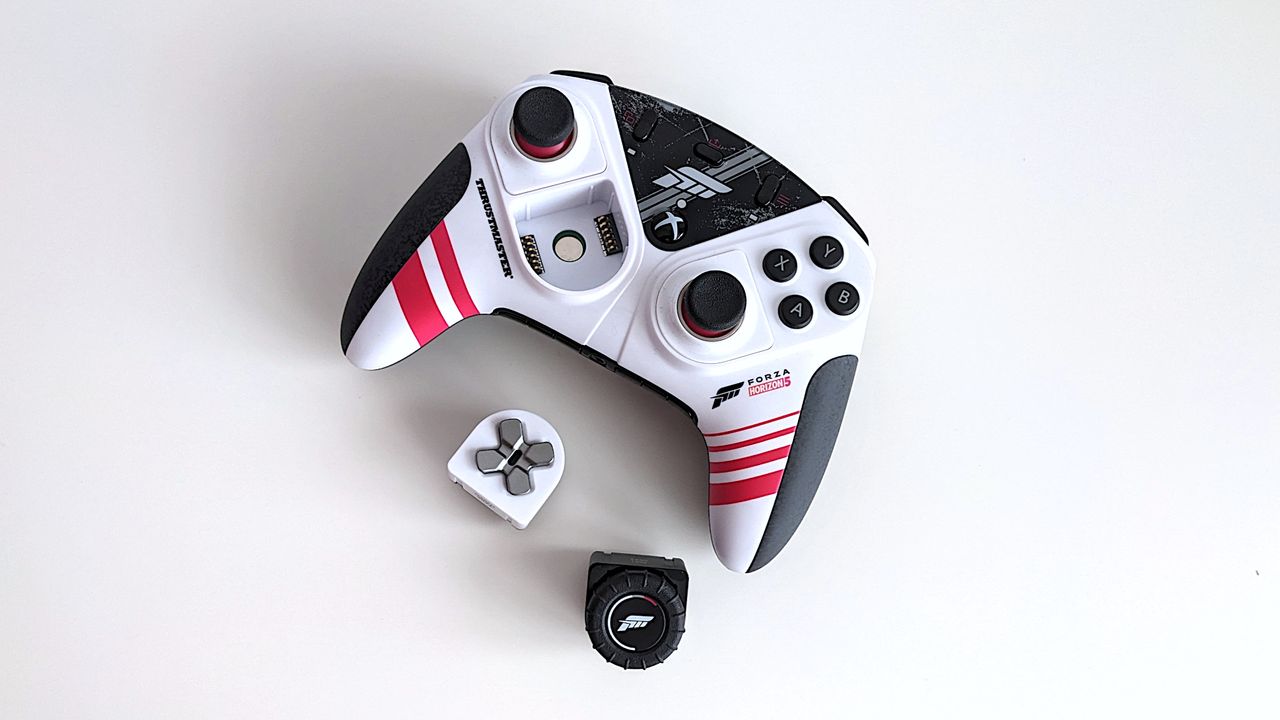 Thrustmaster eSwap XR Pro controller with the modules detached