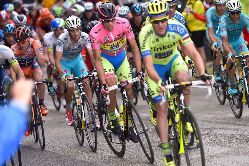 Contador bided his time in the group before going on the move on the final climb.