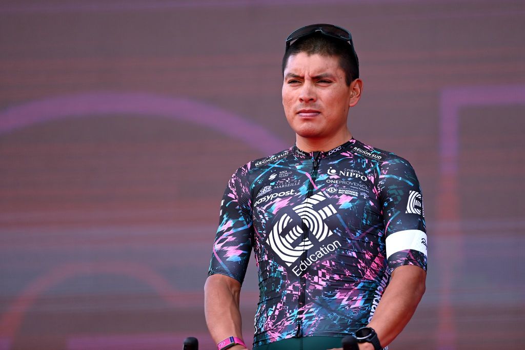 Jefferson Cepeda shows off the new EF-Easypost kit at the 2022 Giro d'Italia teams presentation