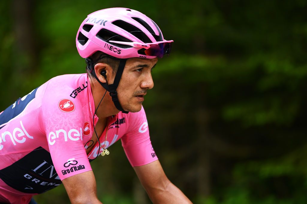 PASSO FEDAIA ITALY MAY 28 Richard Carapaz of Ecuador and Team INEOS Grenadiers Pink Leader Jersey competes during the 105th Giro dItalia 2022 Stage 20 a 168km stage from Belluno to Marmolada Passo Fedaia 2052m Giro WorldTour on May 28 2022 in Passo Fedaia Italy Photo by Tim de WaeleGetty Images