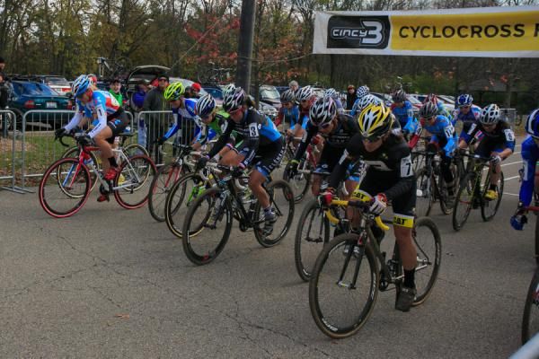 The elite women get underway