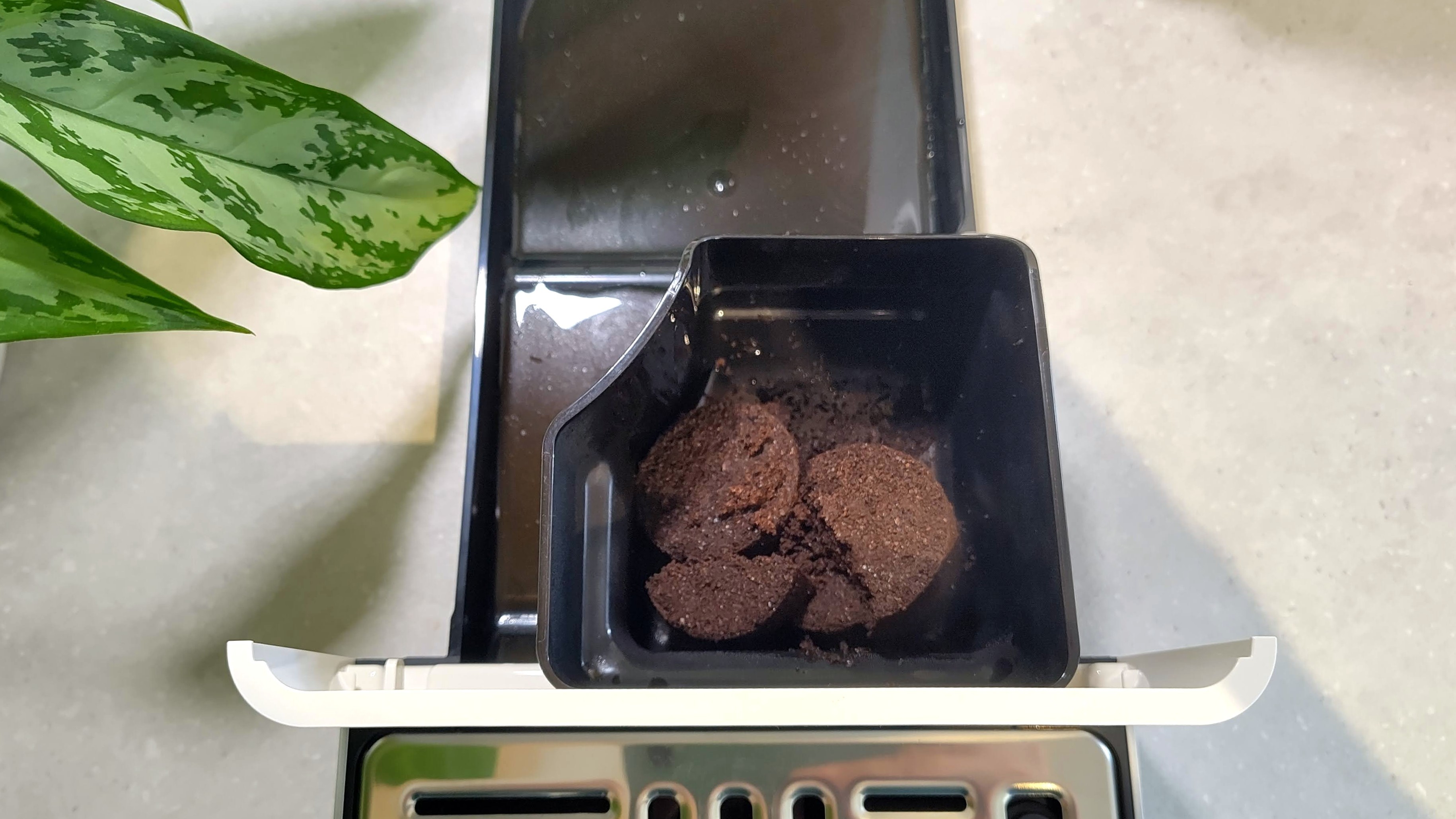KitchenAid KF4 espresso machine grounds container