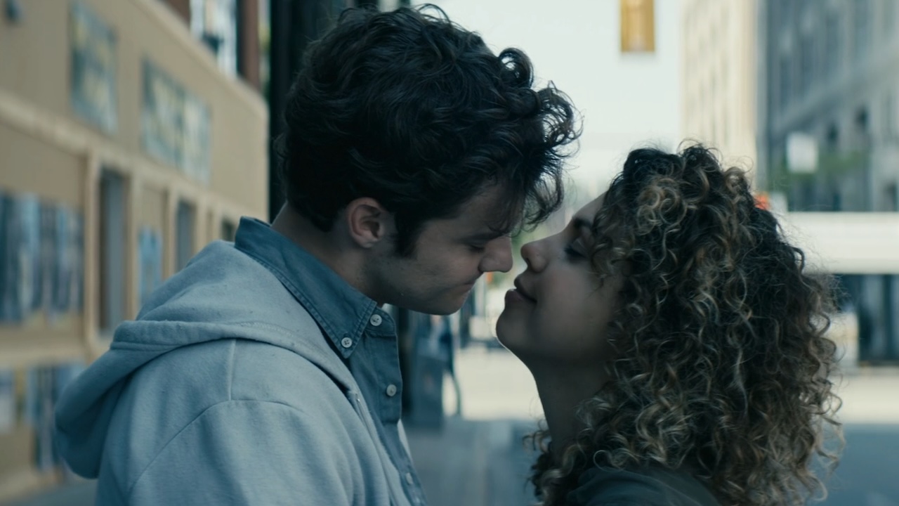 Hughie and Robin about to kiss in The Boys series premiere