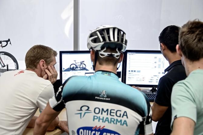 Aldag and Stybar analyze the rider&rsquo;s performance and aerodynamics