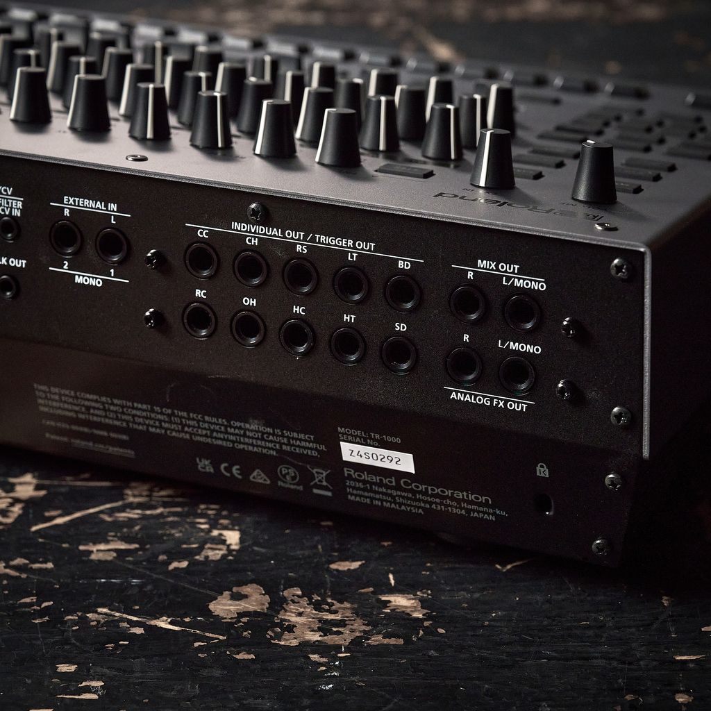 Roland TR-1000 Rhythm Creator