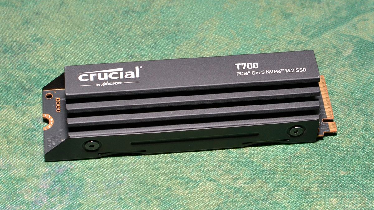 Crucial T700 4TB SSD Review: Large capacity and max performance for PCIe  5.0