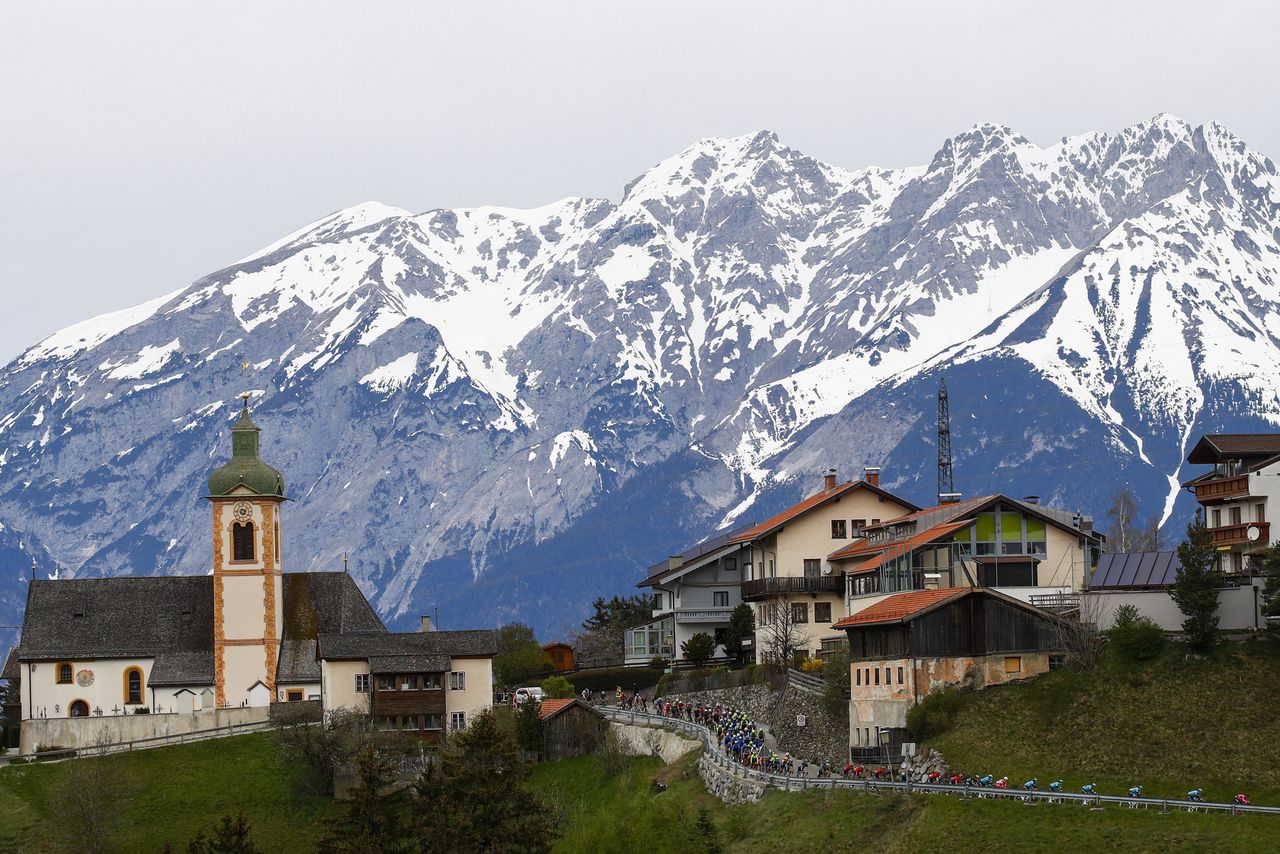 Stage 2 of the Tour of the Alps headed up to the snow line