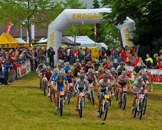 The start of the elite women's race in Albstadt.