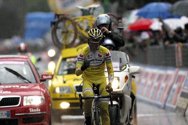 Iban Mayo (Saunier Duval-Prodir) confirms the win.