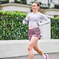 Ally Head doing a speedwork session