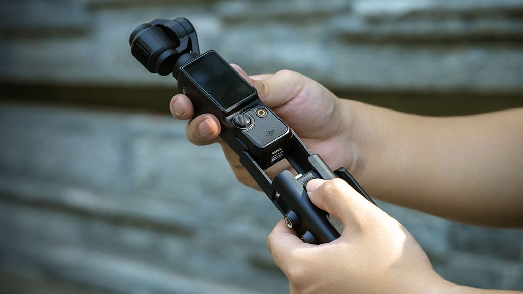 Ultimate vlogging camera gets even better thanks to a new cage and ...