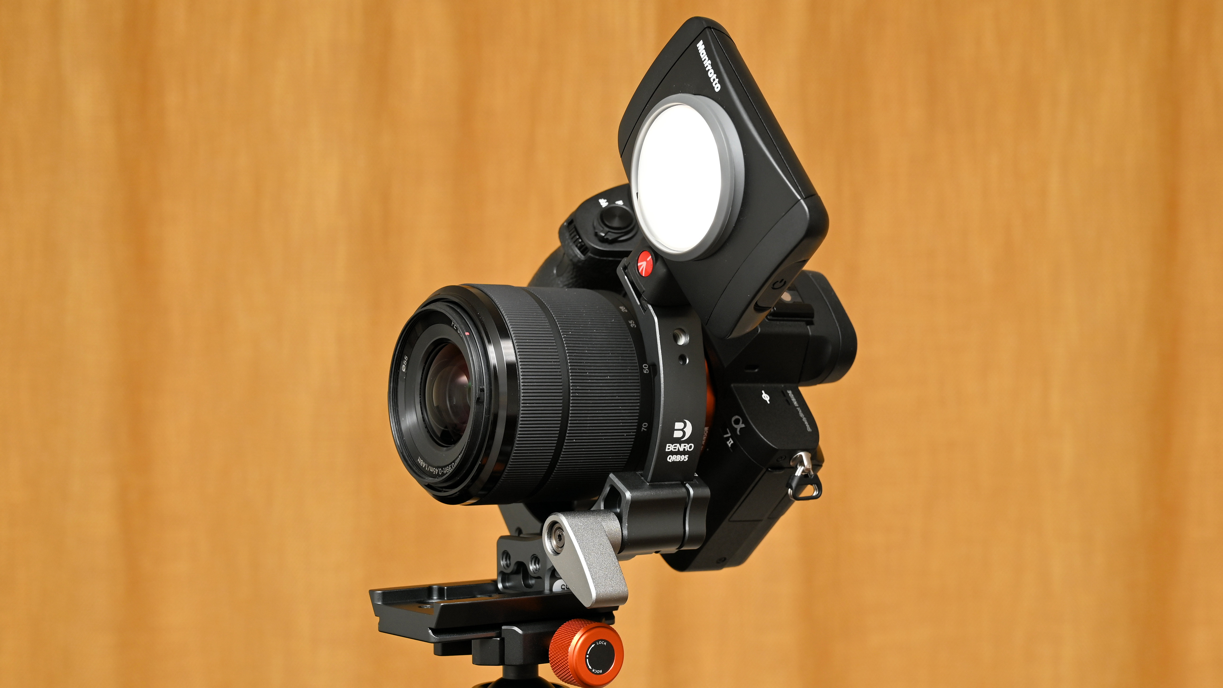 Benro QRB95DUAL Quick Rotation Lens Bracket