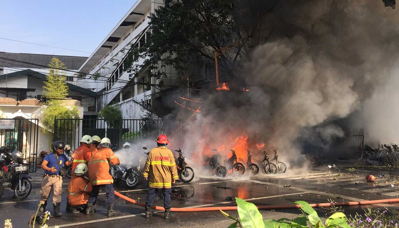 A family of six has been blamed for bombing three churches in Indonesia