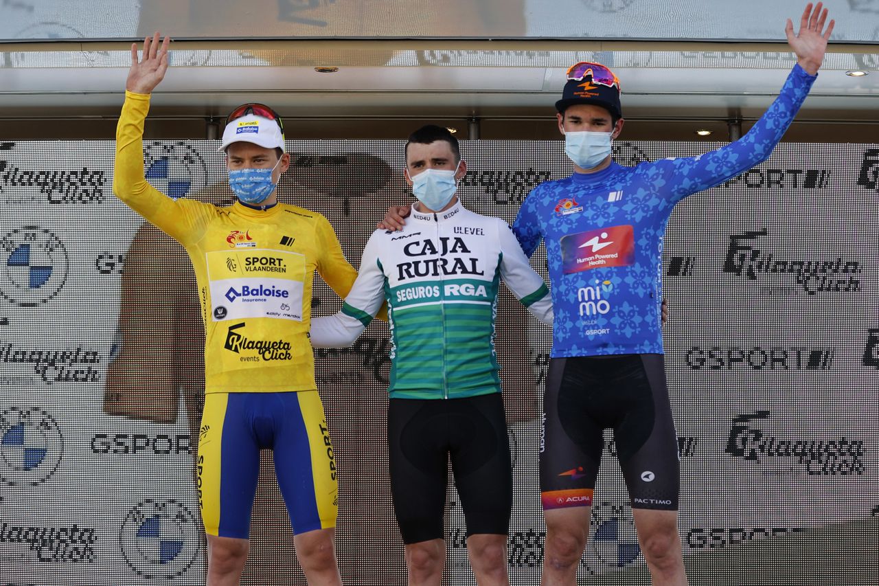 Vuelta a Andalucia - Ruta Del Sol 2022 - 68th Edition - 1st stage Ubrique - Iznajar 200,7 km - 16/02/2022 - Rune Herregodts (BEL - Sport Vlaanderen - Baloise) Alvaro Cuadros (ESP - Caja Rural - Seguros RGA) - Stephen Bassett (USA - Human Powered Health) - photo Luis Angel Gomez/SprintCyclingAgency&Acirc;&copy;2022