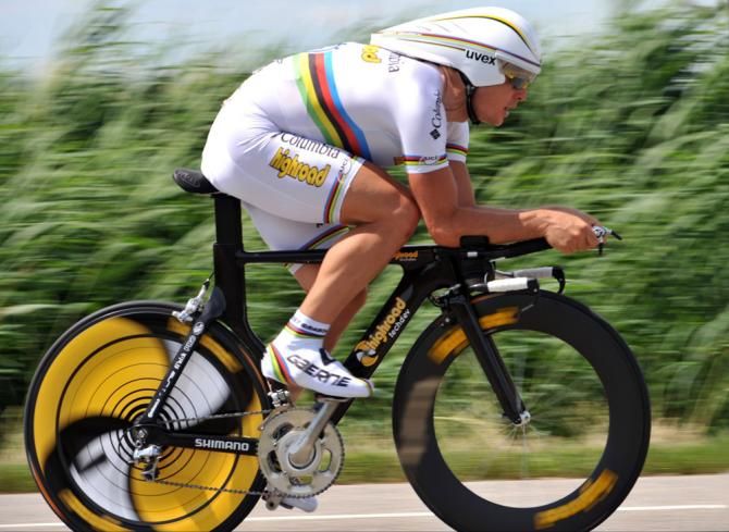 Time trial world champion en route to victory during stage 4 of the 2009 Crit&eacute;rium du Dauphin&eacute; Lib&eacute;r&eacute;