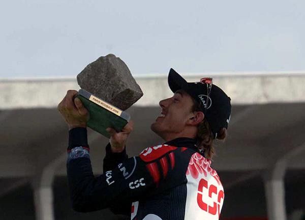 Fabian Cancellara (CSC) thinks this will go well on the mantlepiece