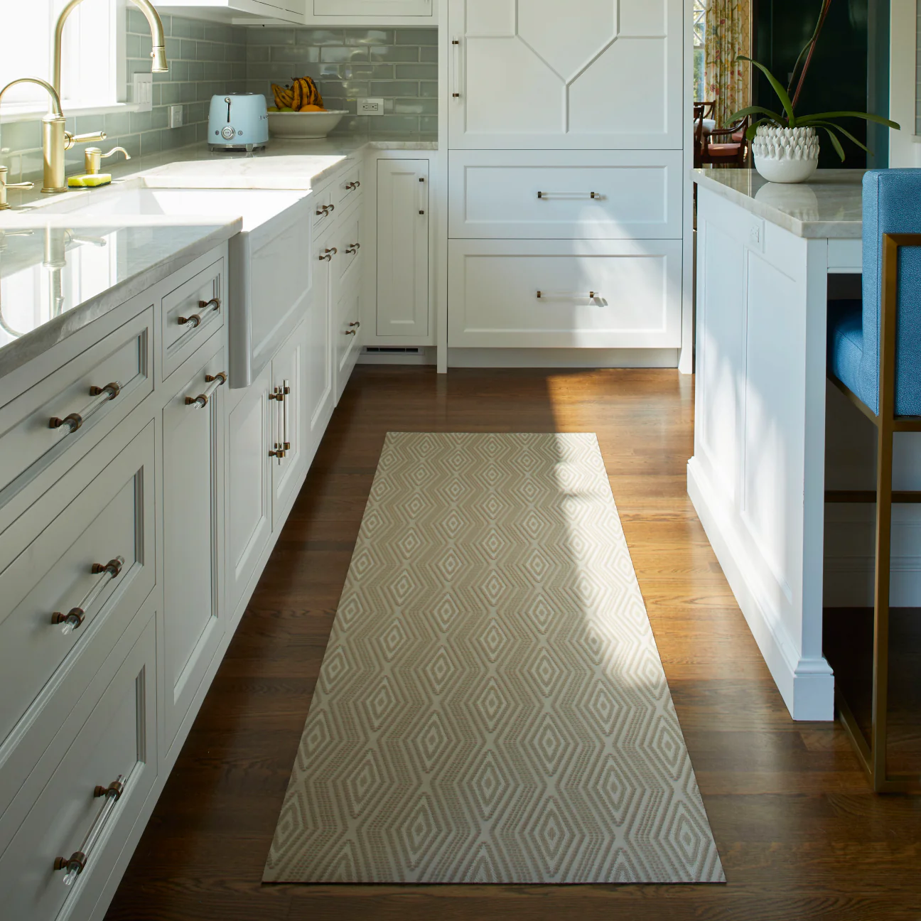 The Insider Runner rug