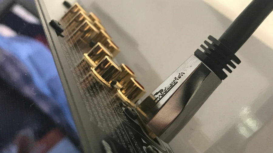 A close up of an HDMI 2.1 connection