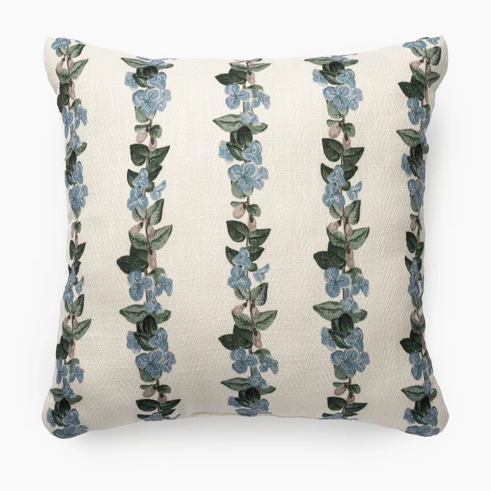 Malyn Indoor/Outdoor Pillow