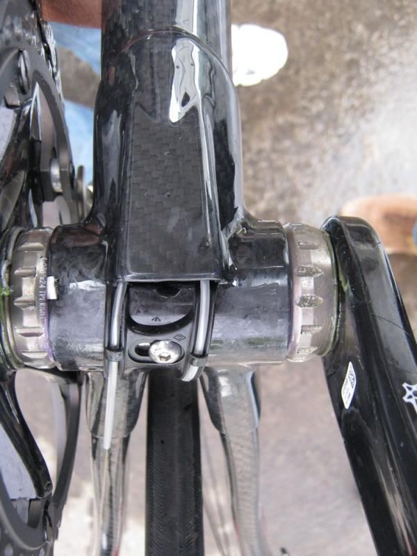 The place for a Shimano Di2 battery