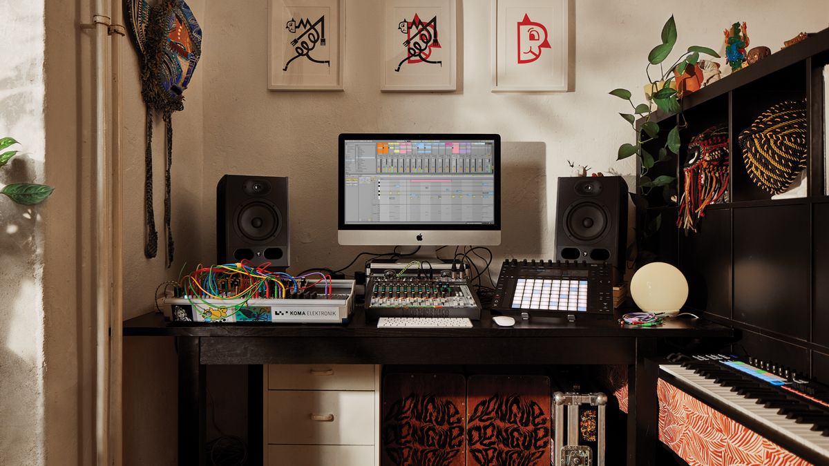 15 Best Music Production Software to Make Music in 2023