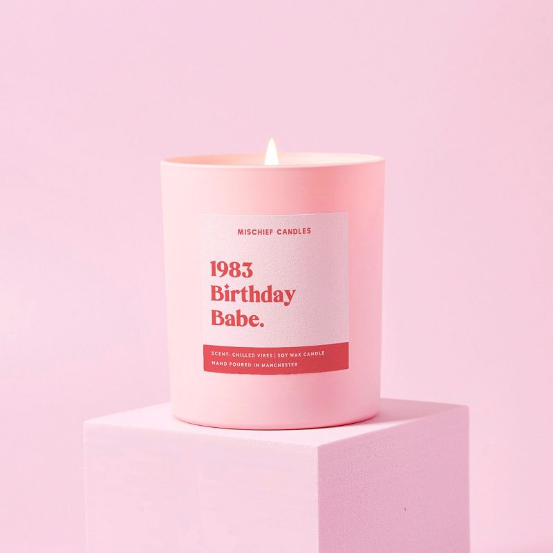 A pink 1983 birthday candle is one of the best 40th birthday gifts.