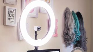 How To Set Up A Ring Light For Remote Teaching