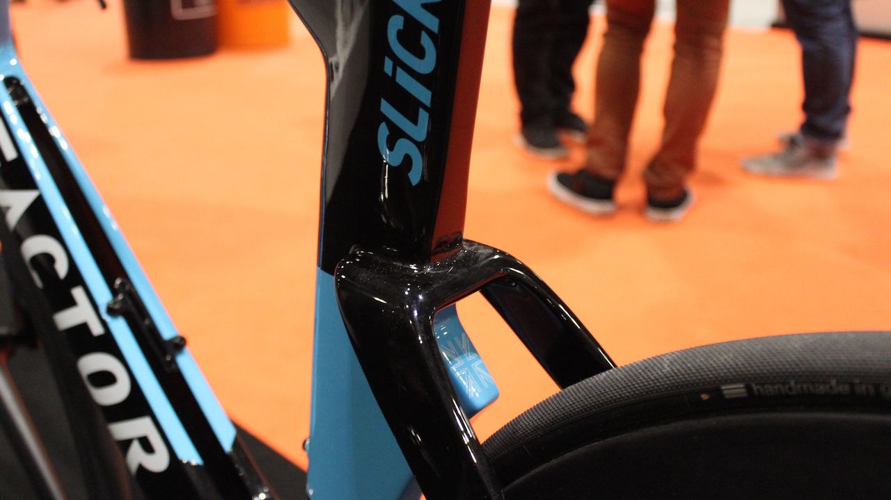 Wide seatstays also contribute to air flow around the bike