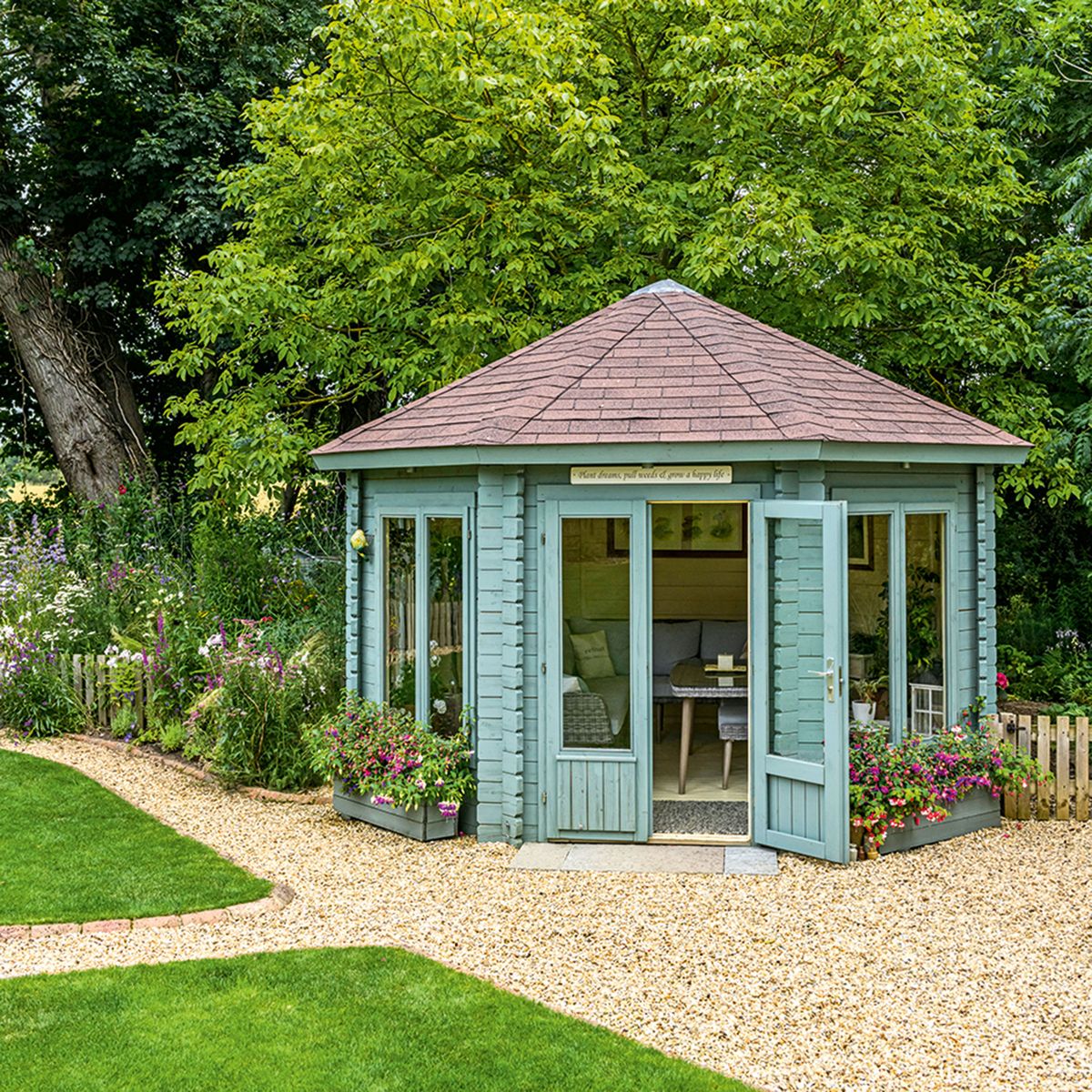 10 Gravel garden ideas for an easy, low-maintenance style