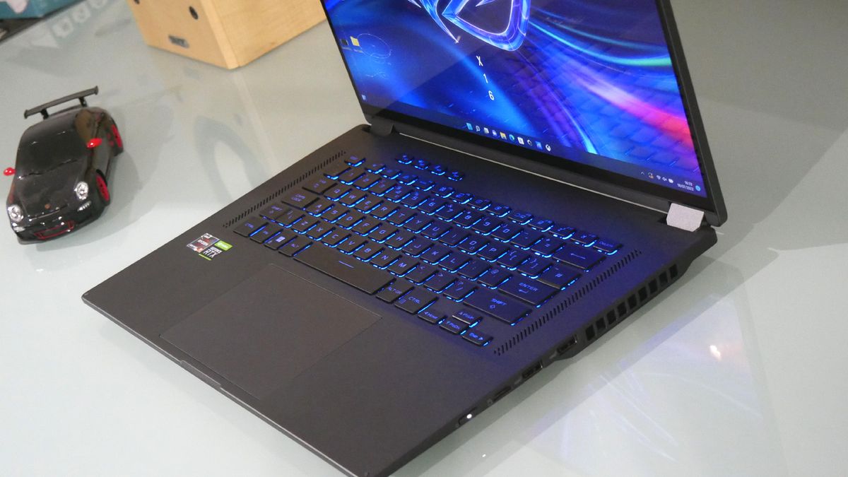 Asus ROG Flow X16 review | Creative Bloq