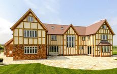 Oak-Bray-Manor_95733112_198589452.jpg