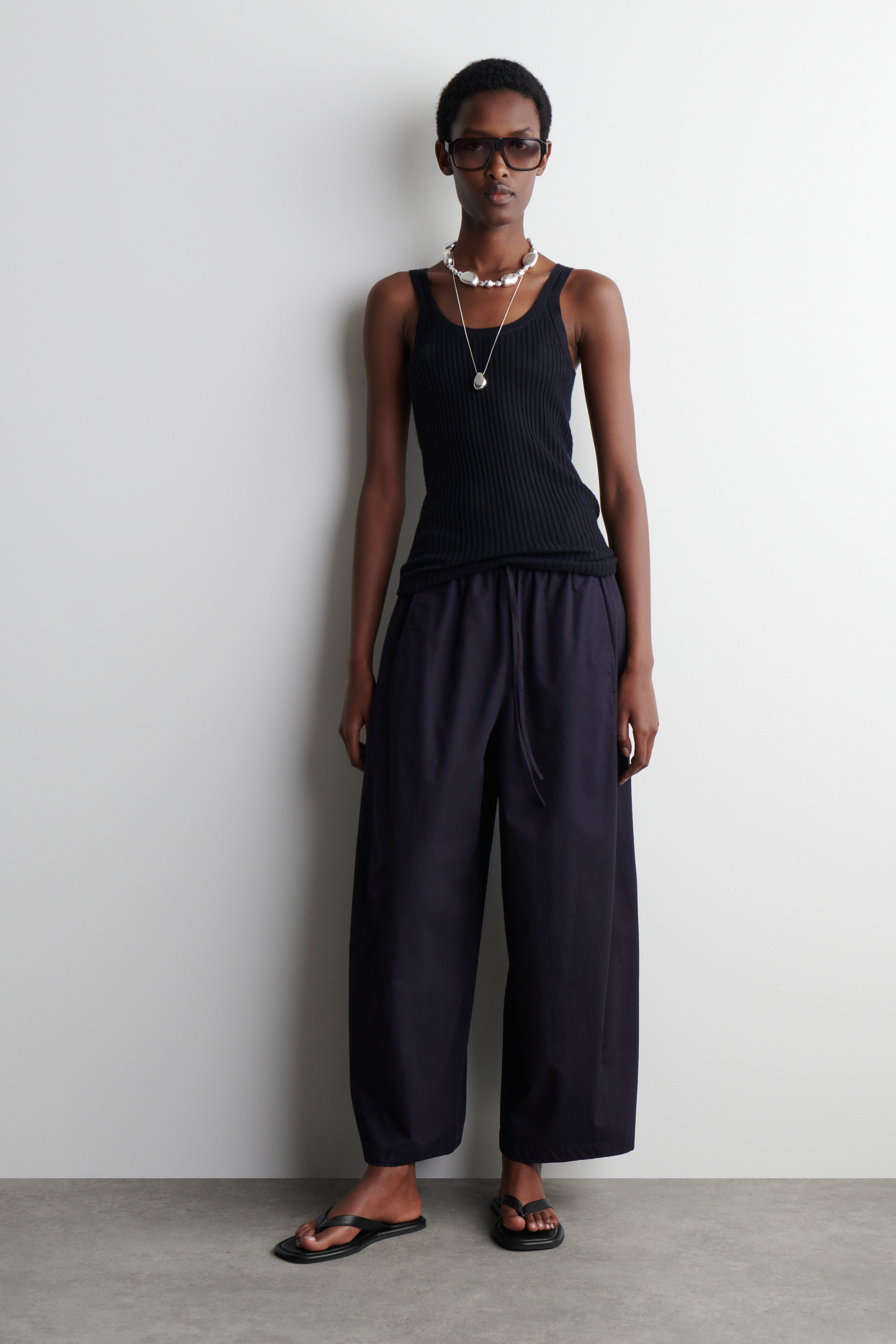 Elasticated Barrel-Leg Trousers