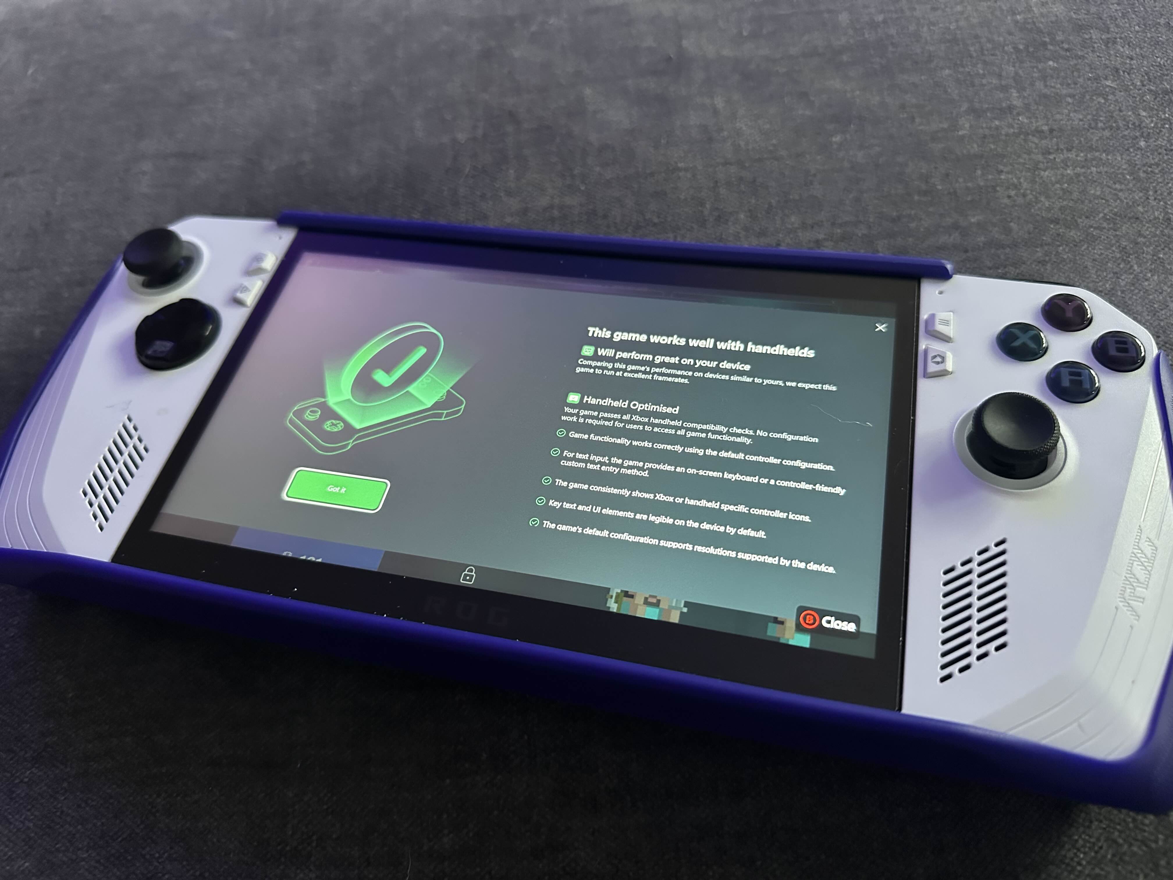 Xbox App compatibility indicator on the ROG Ally