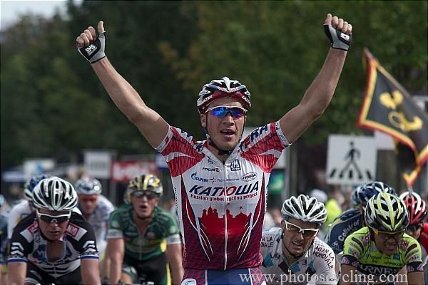 Galimzyanov celebrates his win.
