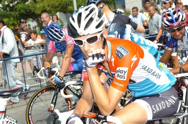 A pensive Fr&auml;nk Schleck (Saxo Bank) waits for the stage to get under way.