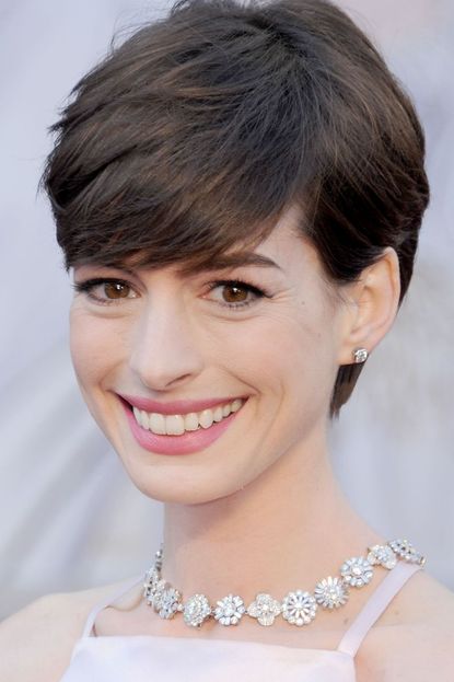 Anne Hathaway's Side-Swept Bangs