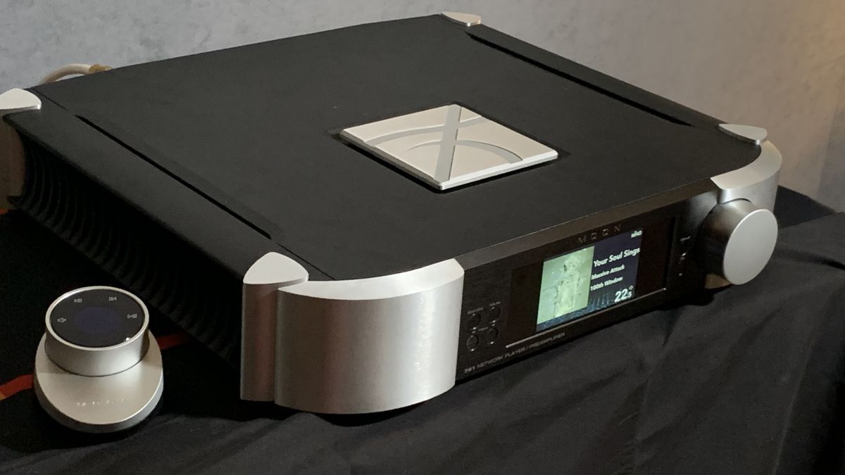 Moon North 791 network player/preamp