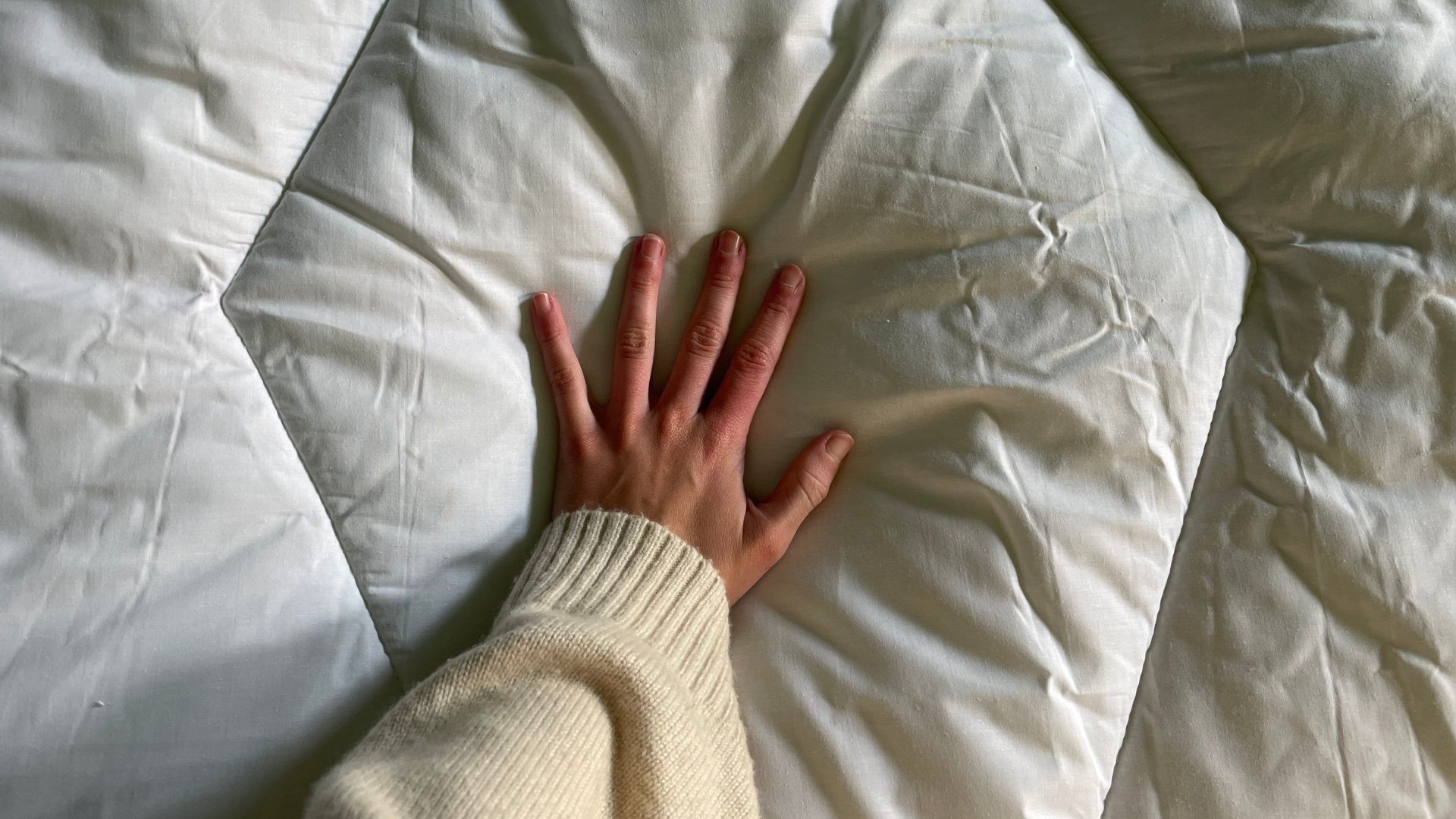 Texture of the The White Company Hypoallergenic Topper