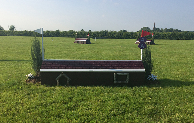 Fence 4A