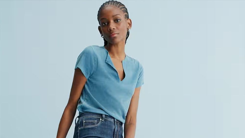 Next advert on website showing a very slim model wearing stretch denim leggings. The image was banned because it exaggerated who thin the model looks.