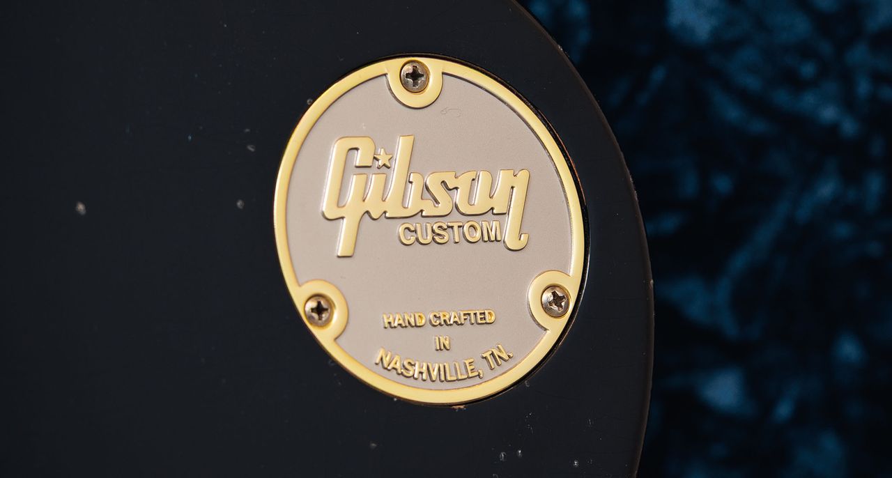 &ldquo;The most talked-about guitar of the summer is coming to the Gibson Garage London&rdquo;: P-90s, Light Aging from the Murphy Lab, handwritten Oasis lyrics&hellip; The Gibson Custom Noel Gallagher Les Paul Standard has been unveiled and is here photographed in the Gibson Garage, with a variety of close-ups to show every detail.