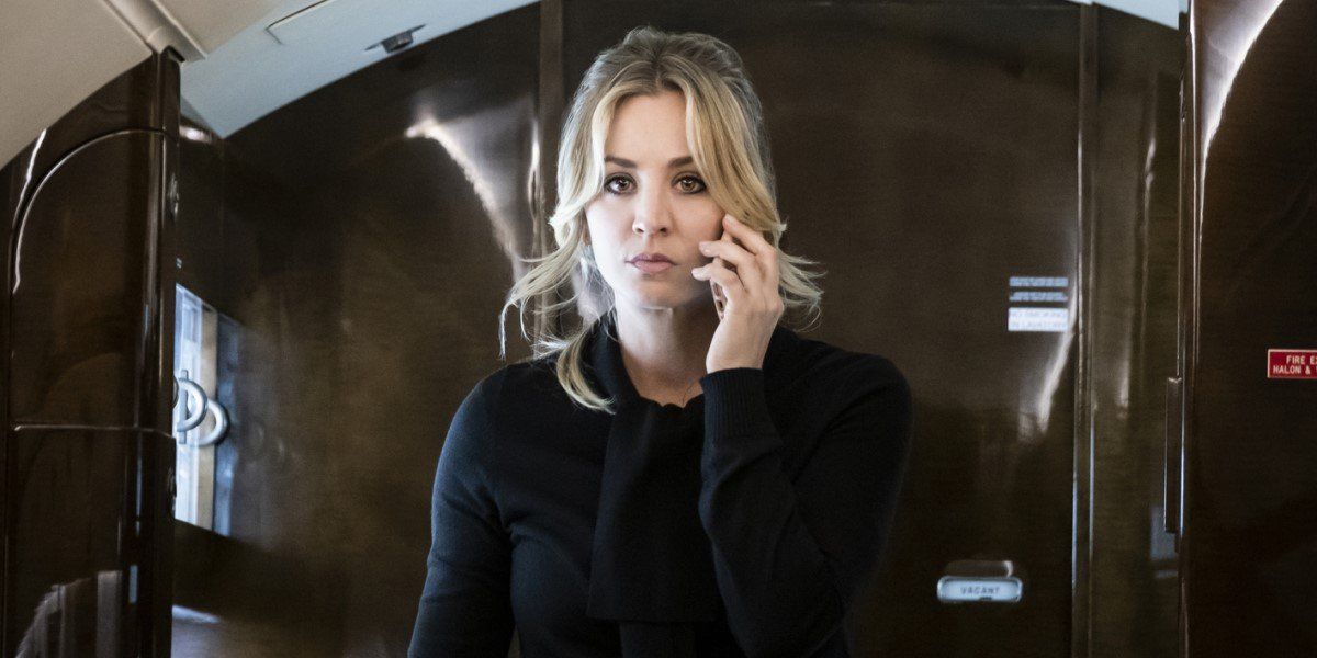 kaley cuoco&#039;s cassie on phone in plane in the flight attendant