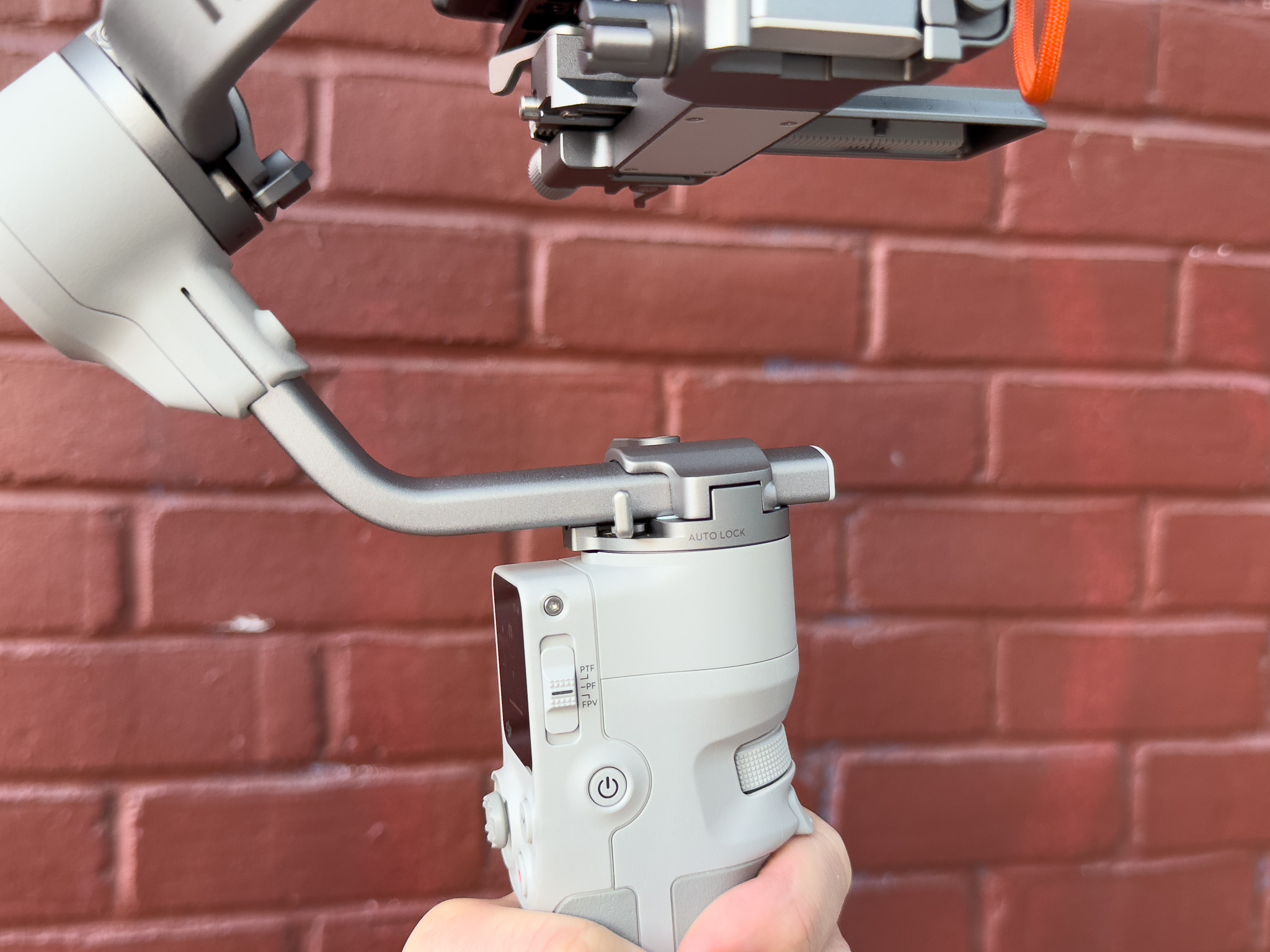 DJI RS4 Mini_Right side controls