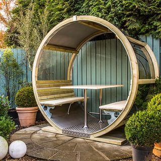 round garden hut