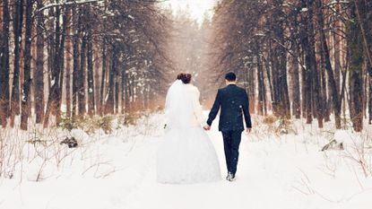 winter wedding 493974290